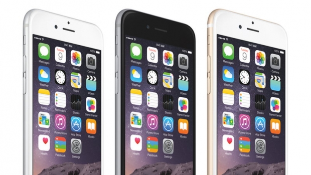Анализатори прогнозират намаляване на продажбите на iPhone