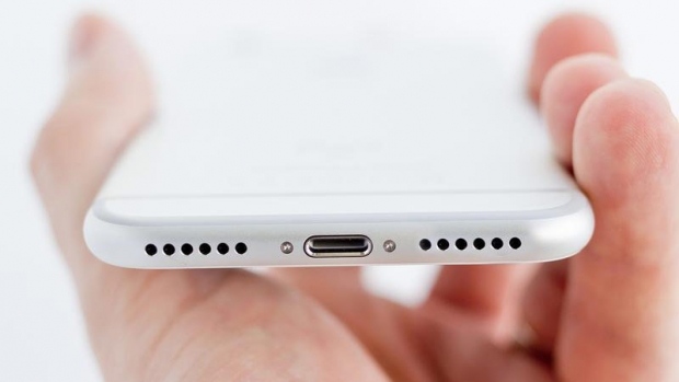 Отказът от аудио гнездото в iPhone 7 е нов източник на Apple за печалба