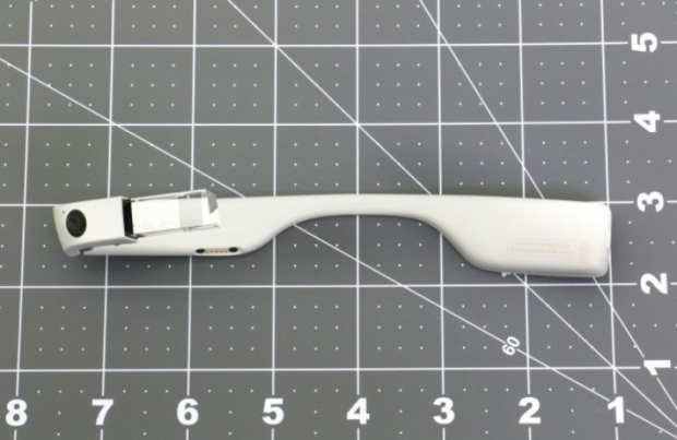 Новата версия на смарт-очилата Google Glass получи сертификат от FCC