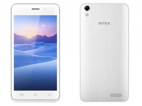 Intex представи своя нов смартфон Aqua Q3