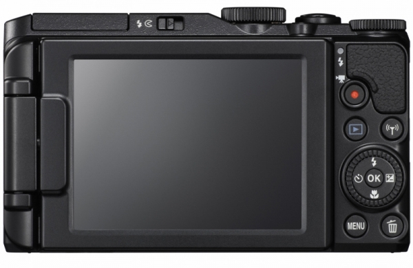 Nikon представи компактните фотоапарати S9900 и S7000 с мощно оптично увеличение