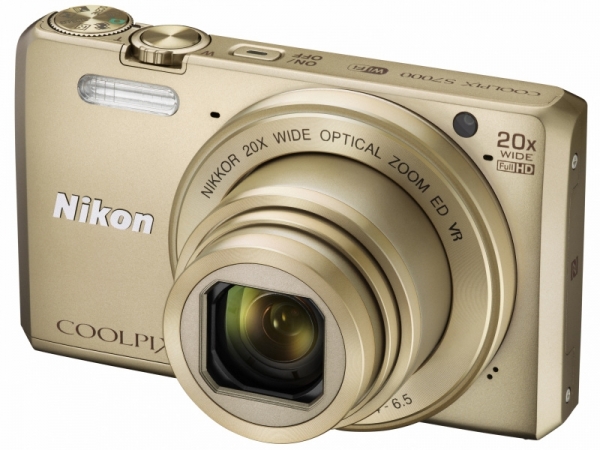 Nikon представи компактните фотоапарати S9900 и S7000 с мощно оптично увеличение