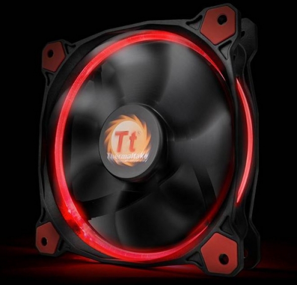 Thermaltake анонсира серията вентилатори Riing 12 LED и Riing 14 LED