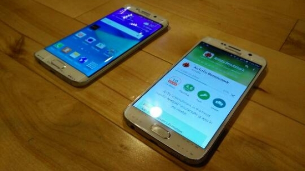 Galaxy S6 и S6 Edge един до друг в поредица изтекли снимки