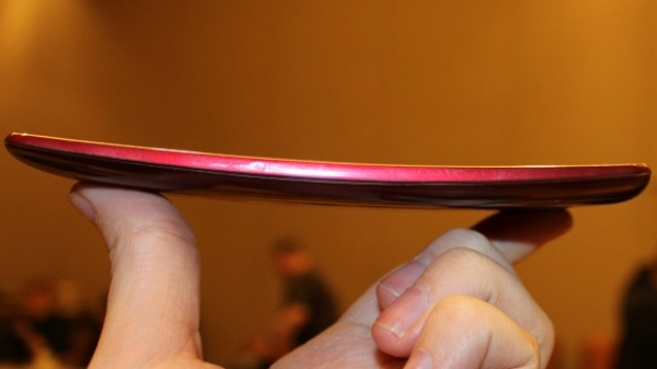 LG G Flex 2 дебютира официално на CES 2015