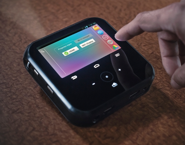 CES 2015: ZTE анонсира джобният интелигентен проектор SPro