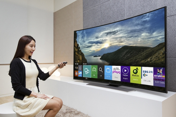 Samsung Electronics дава ново определение на ТВ изживяването с новите смарт телевизори с Tizen