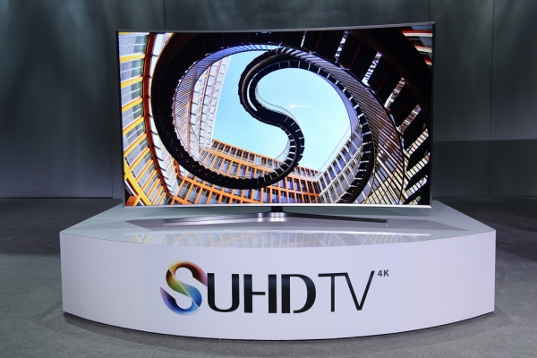 Samsung предлага революционно визуално изживяване с новия SUHD телевизор