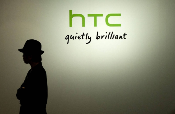 HTC ще покаже през март флагмана Hima и първата си носима джаджа