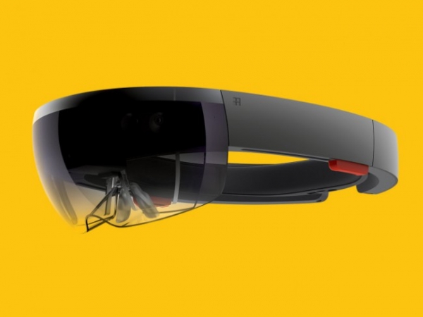 Microsoft представи Project HoloLens