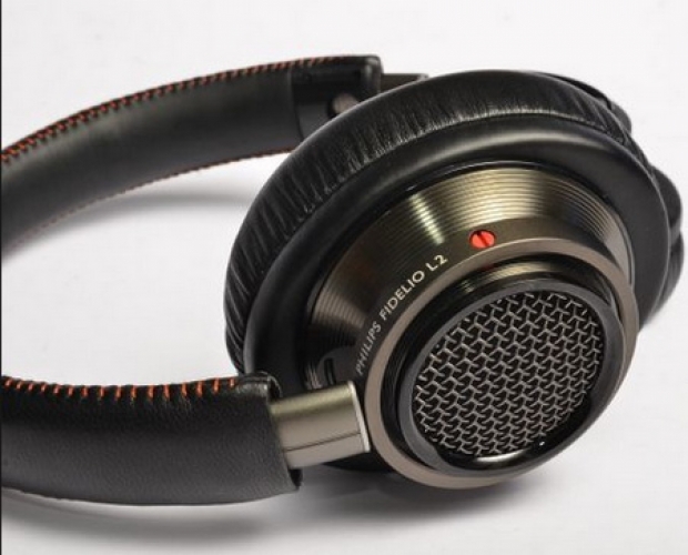 Gibson Innovations     Philips Fidelio L2BO