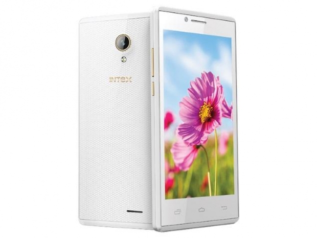 В Индия започнаха продажбите на смартфона Intex Aqua Q5 с цена 