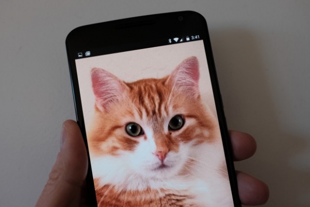Google намали цената на смартфона Nexus 6