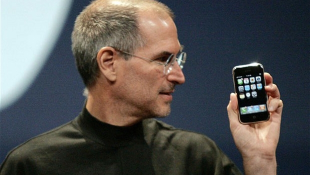 Джобс мечтаел за Mac Phone цели 23 години преди iPhone