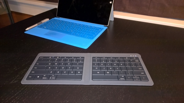      Microsoft Universal Foldable Keyboard