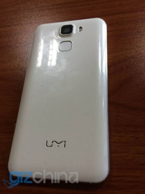 Смартфонът UMi Hammer S с USB Type-C, сензор за пръстови отпечатъци и MT6735 ще струва 0