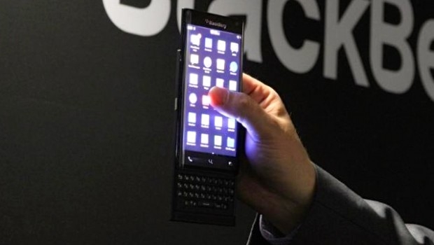 BlackBerry се подготвя да спре със смартфон бизнеса