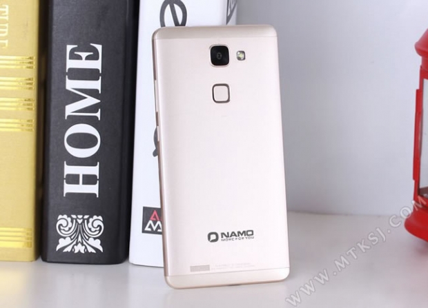 NAMO X9008: копие на Huawei Mate 7 от среден клас