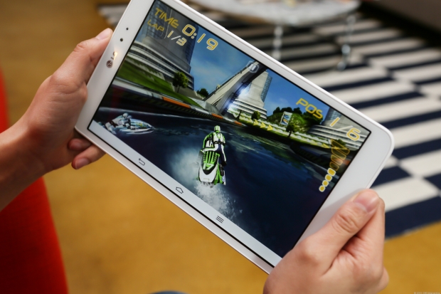 LG подготвя таблета G Pad 2 със Snapdragon 805 и 8,3-инчов дисплей