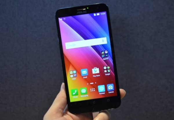 Computex 2015: Asus показа нов 6-инчов смартфон Zenfone 2 с чип на Qualcomm