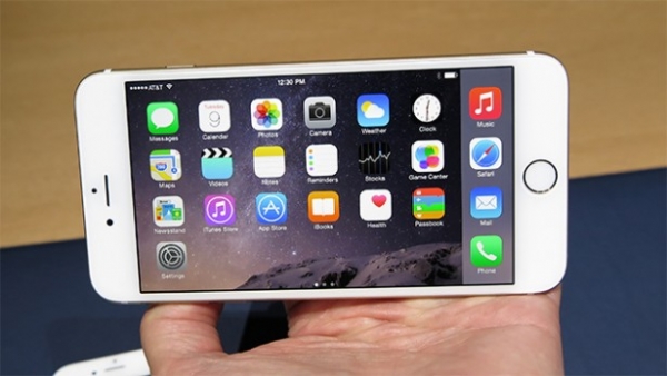 iPhone 6S Plus може да ползва 2К дисплей