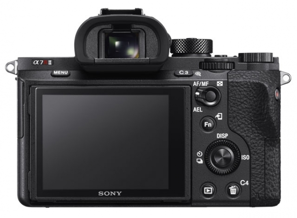 Sony a7R II: безогледален пълнокадров цифров фотоапарат с 42 MP сензор и възможност за запис на 4К видео