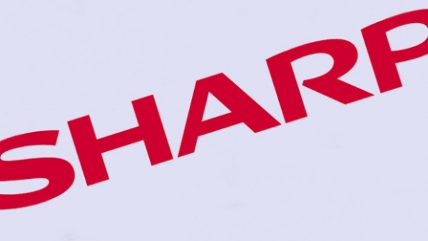 Sharp започва производство на дисплеи за още по-тънки смартфони