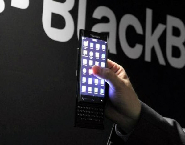 Появиха се техническите характеристики на смартфона BlackBerry Slider
