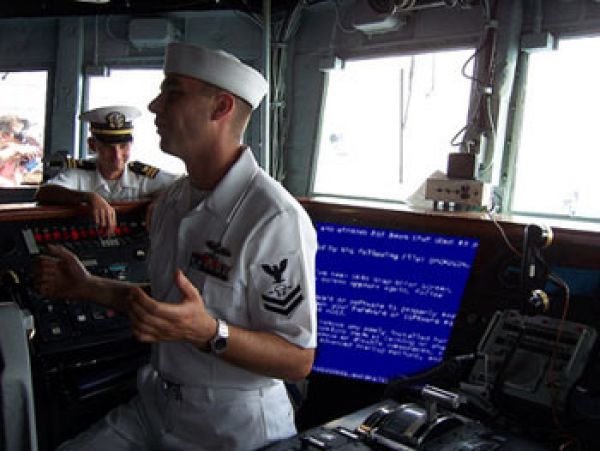 100 хиляди компютъра на американските военноморски сили работят с Windows XP