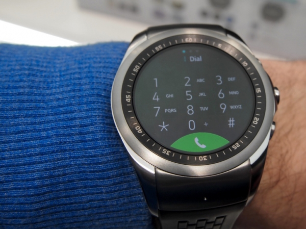 Първи впечатления от умния часовник LG Watch Urbane LTE със 700 мАч батерия