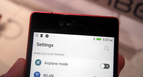 Първи впечатления от смартфона Lenovo Vibe Shot