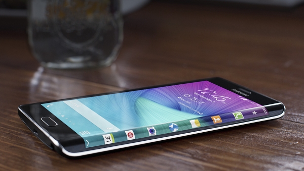 Samsung Galaxy S6 edge отличен като Best in Show на Световния мобилен конгрес в Барселона 2015