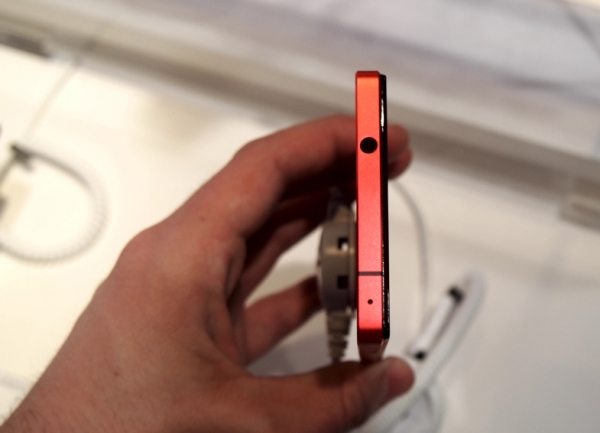 Първи впечатления от смартфона Lenovo Vibe Shot