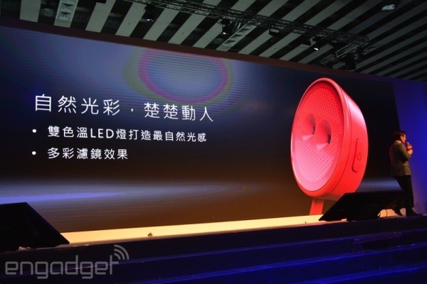 ASUS представи външната светкавица ZenFlash