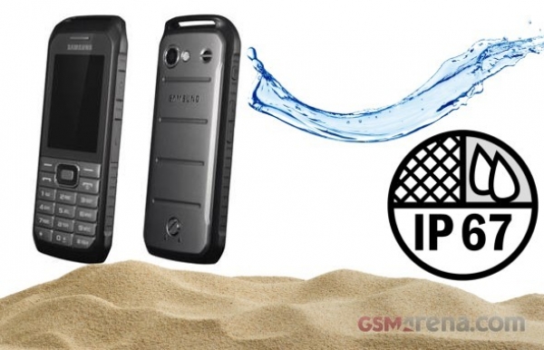 Първа информация за защитения от външно влияние мобилен телефон Samsung B550 Xcover 3
