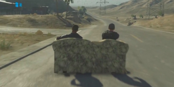 Най-оригиналното превозно средство в Battlefield: Hardline е удобен диван
