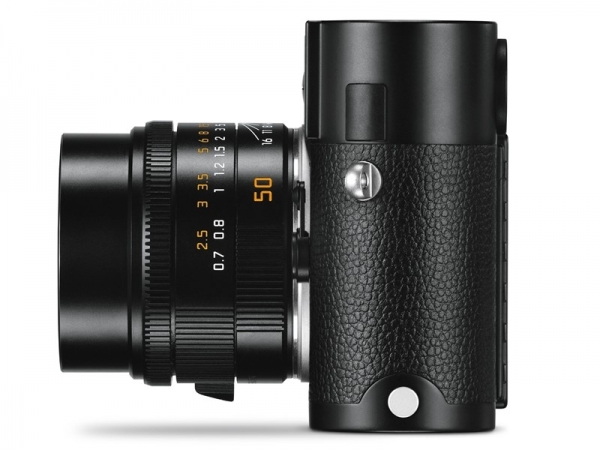 Leica предложи на пазара фотоапарат за черно-бели фотографии с цена 50