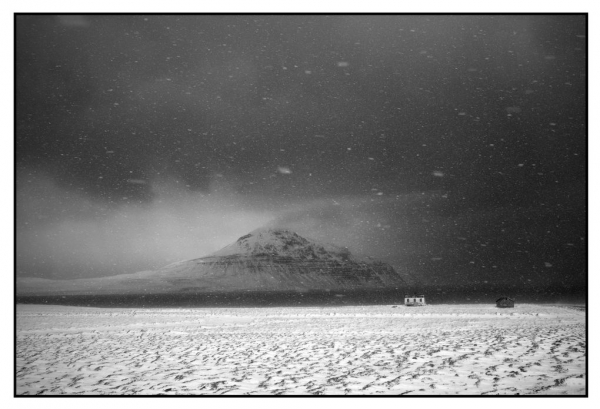 Leica предложи на пазара фотоапарат за черно-бели фотографии с цена 50