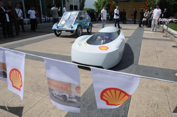 Българските участници в Shell Eco-marathon Европа ще имат свой официален химн