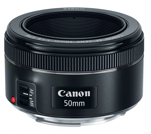 Canon започва продажбите на обектива за портретни фотографии EF 50mm f/1.8 STM