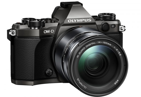 Анонс на цифровия фотоапарат Olympus OM-D E-M5 Mark II Titanium