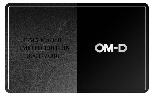 Анонс на цифровия фотоапарат Olympus OM-D E-M5 Mark II Titanium