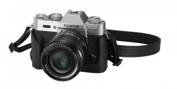 Fujifilm започна продажбите на компактния безогледален фотоапарат X-T10