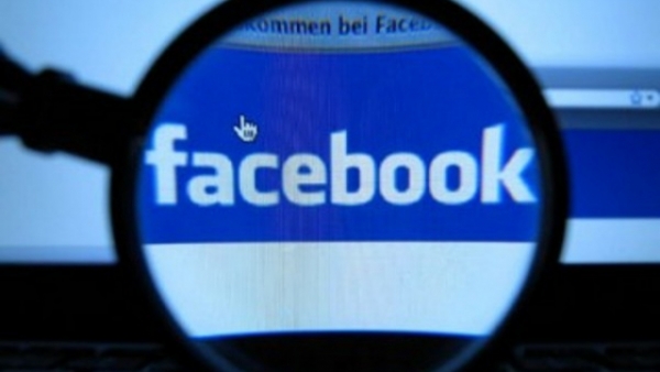 Кремъл размаха пръст на Google, Facebook и Twitter