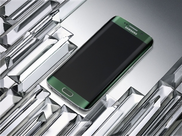 Синият Galaxy S6 и зеленият Galaxy S6 edge са вече тук