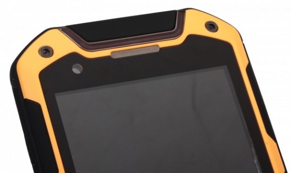 Анонс на смартфона iMAN i5800C със защитен корпус и цена 9
