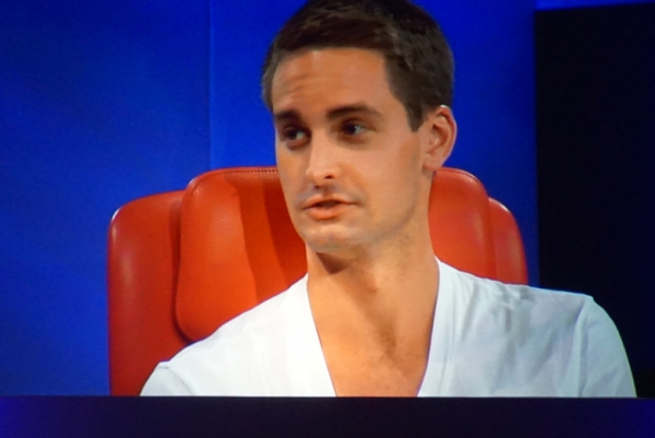 Snapchat вече има 100 млн. ежедневни потребители