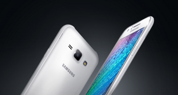 Samsung подготвя обновление на бюджетния Galaxy J1
