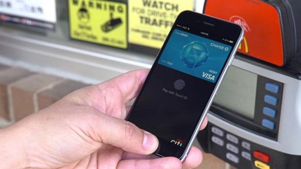 Apple Pay ще започне да предлага разплащания между потребители