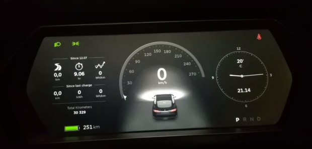 На 15-ти октомври Tesla Model S ще получат v 7.0 на софтуера за електромобили с функции на автопилот